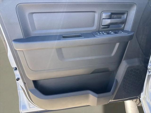 2026 Ram 3500 Tradesman Crew Cab 4x4 6'4" Box