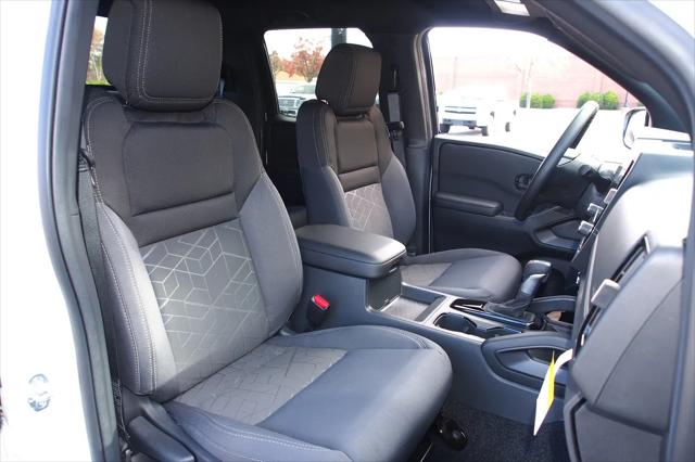 2026 Nissan Frontier Crew Cab SV 4x2