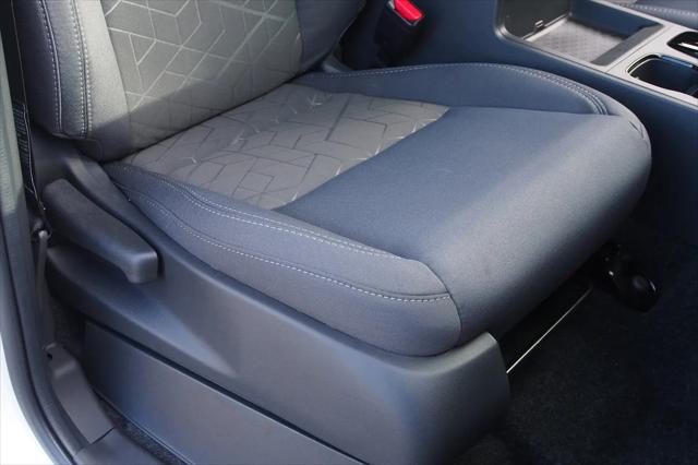 2026 Nissan Frontier Crew Cab SV 4x2