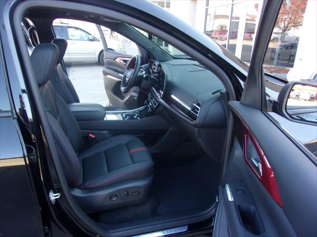 2024 Chevrolet Traverse AWD RS