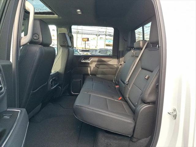 2026 GMC Sierra 2500HD Crew Cab, Standard Bed, Denali, 4WD