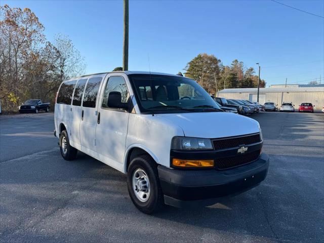 2020 Chevrolet Express Passenger RWD 2500 Regular Wheelbase LS