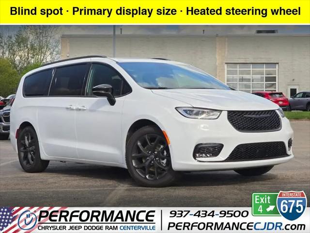 2026 Chrysler Pacifica Select for sale in Centerville, OH