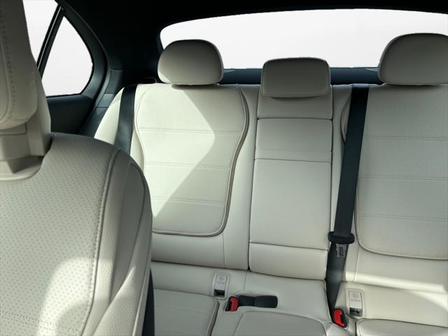 2024 Mercedes-Benz C-CLASS C 300 Unknown