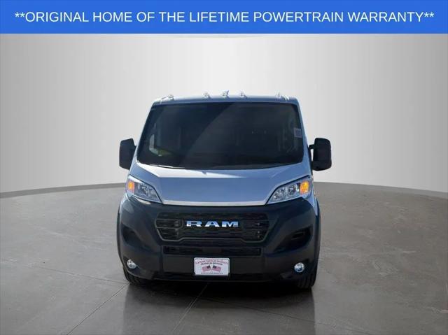 2026 Ram ProMaster Cargo Van Tradesman Low Roof 136" WB w/Pass Seat
