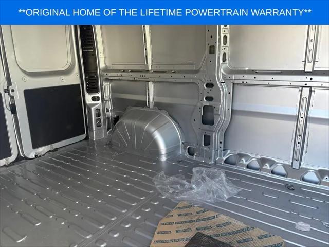 2026 Ram ProMaster Cargo Van Tradesman Low Roof 136" WB w/Pass Seat
