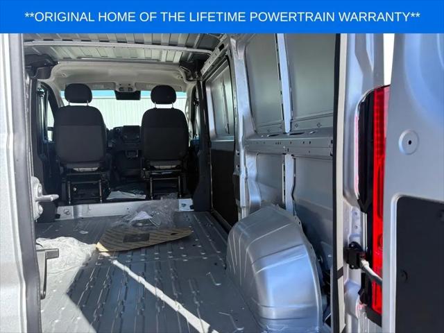 2026 Ram ProMaster Cargo Van Tradesman Low Roof 136" WB w/Pass Seat