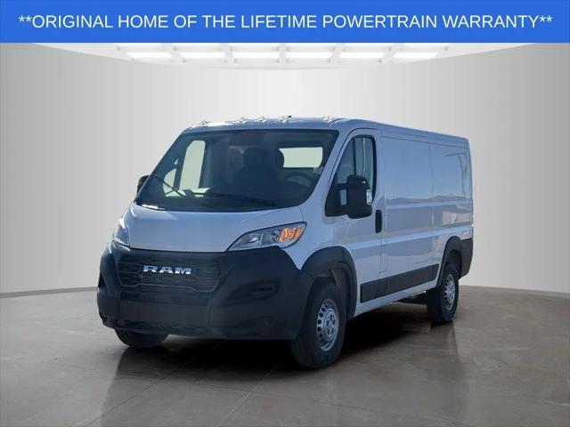 2026 Ram ProMaster Cargo Van Tradesman Low Roof 136 WB w/Pass Seat