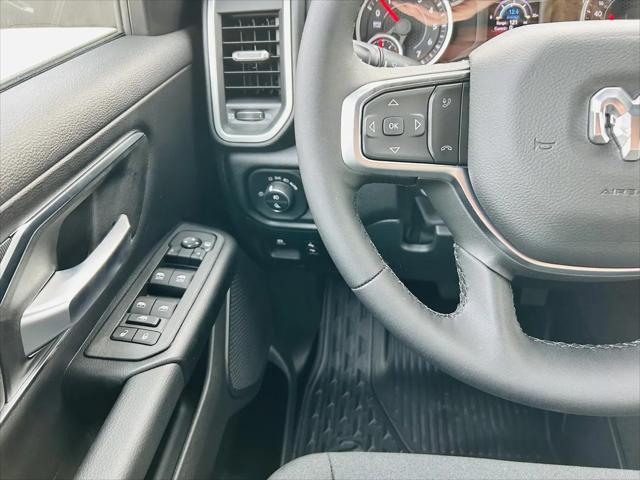 2026 Ram 1500 Big Horn Crew Cab 4x4 5'7" Box