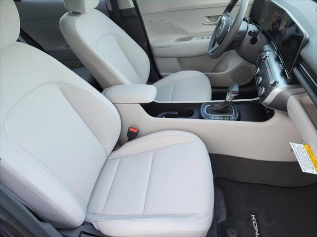 2026 Hyundai Kona SE
