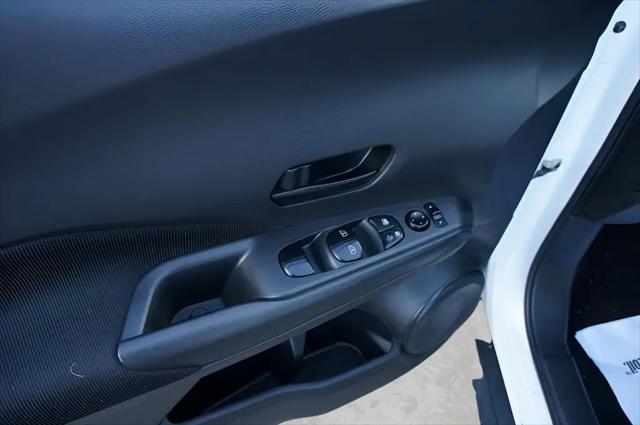 2021 Nissan Kicks S Xtronic CVT