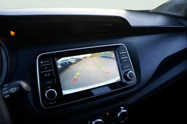 2021 Nissan Kicks S Xtronic CVT