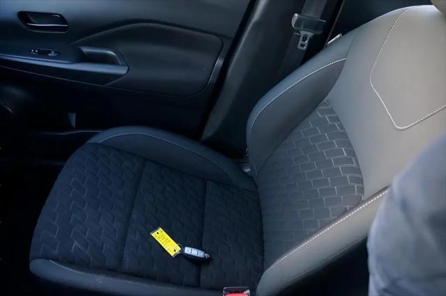 2021 Nissan Kicks S Xtronic CVT