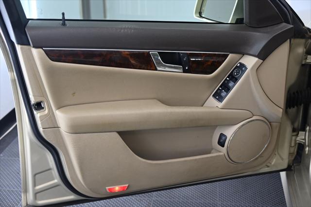2010 Mercedes-Benz C-CLASS C 300 C300 4MATIC Sport Sedan