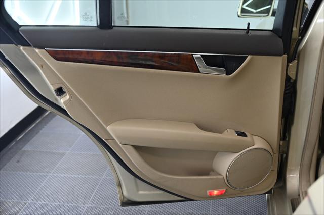 2010 Mercedes-Benz C-CLASS C 300 C300 4MATIC Sport Sedan