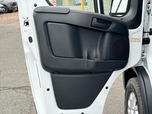 2026 Ram ProMaster Cargo Van SLT
