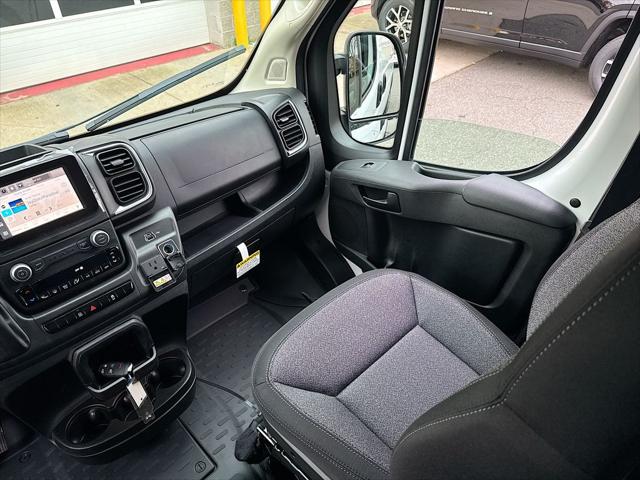 2026 Ram ProMaster Cargo Van SLT