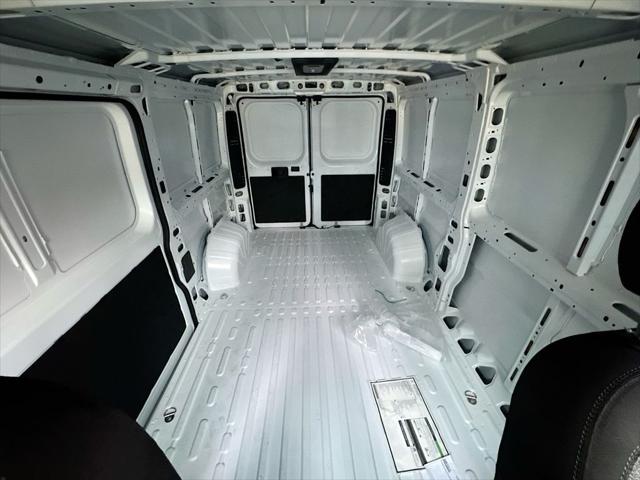 2026 Ram ProMaster Cargo Van SLT