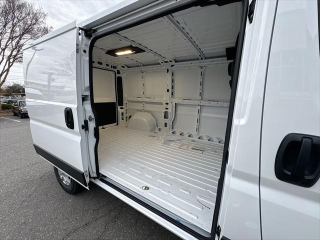 2026 Ram ProMaster Cargo Van SLT