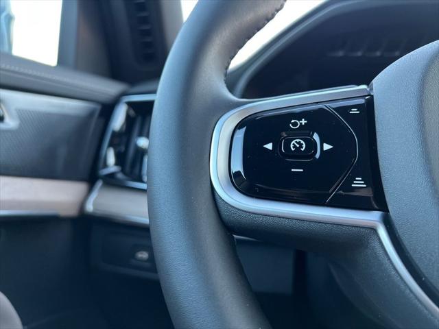 2026 Volvo XC90 B6 Plus 6-Seater