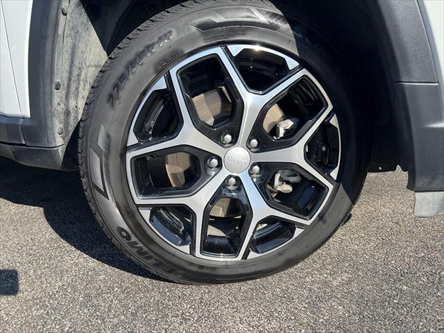 2024 Jeep Compass Latitude 4x4 2024 Jeep Compass Latitude 4x4