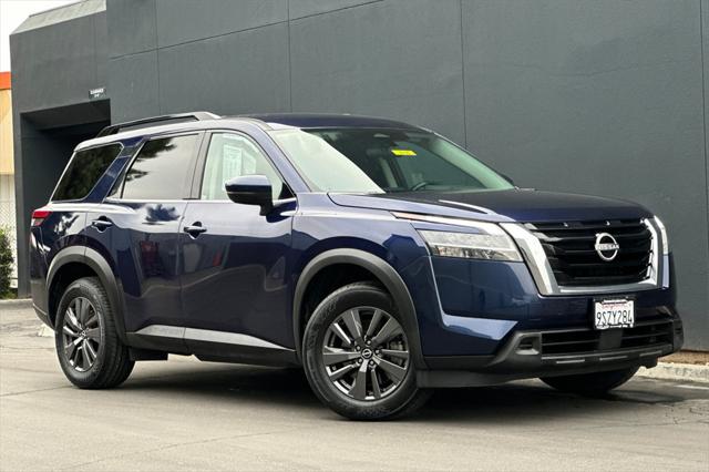 2022 Nissan Pathfinder SV 2WD