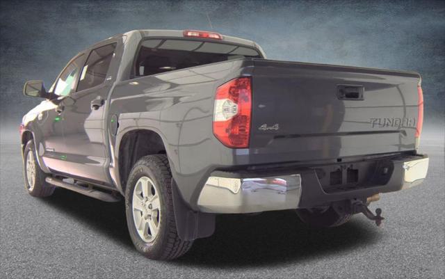 2017 Toyota Tundra SR5 5.7L V8 2017 Toyota Tundra SR5 5.7L V8