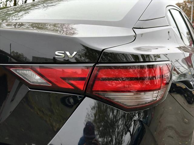 2023 Nissan Sentra SV Xtronic CVT [9]