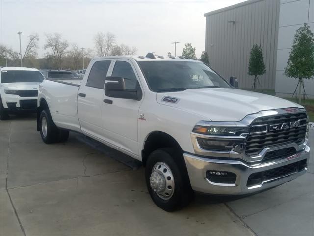 2025 RAM 3500 Tradesman Crew Cab 4x4 8 Box 2025 RAM 3500 Tradesman Crew Cab 4x4 8 Box