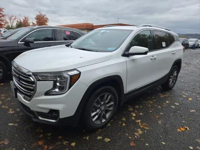 2024 GMC Terrain AWD SLT