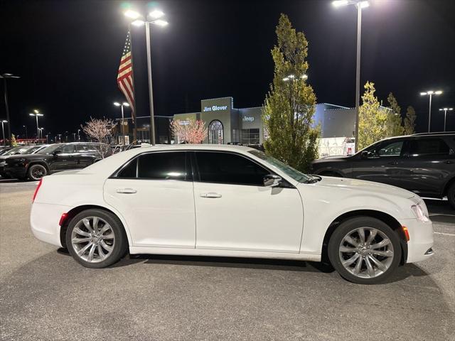 2019 Chrysler 300 Touring 2019 Chrysler 300 Touring