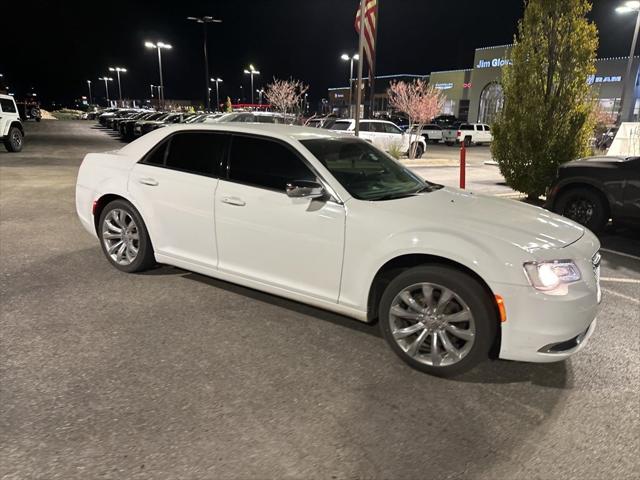 2019 Chrysler 300 Touring 2019 Chrysler 300 Touring