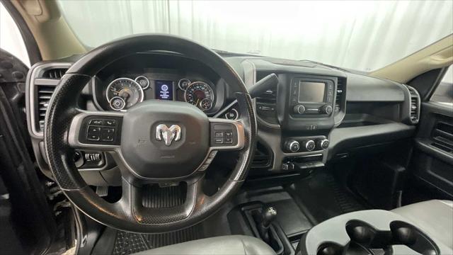 2020 RAM 3500 Tradesman Crew Cab 4x4 8 Box