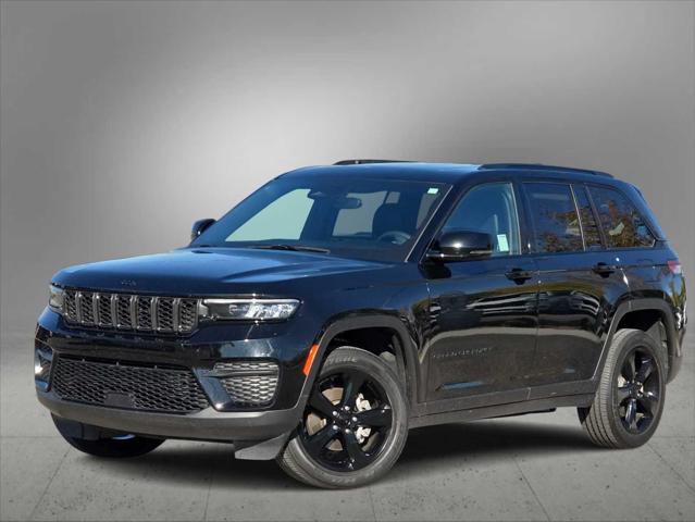 2023 Jeep Grand Cherokee Altitude 4x4 2023 Jeep Grand Cherokee Altitude 4x4