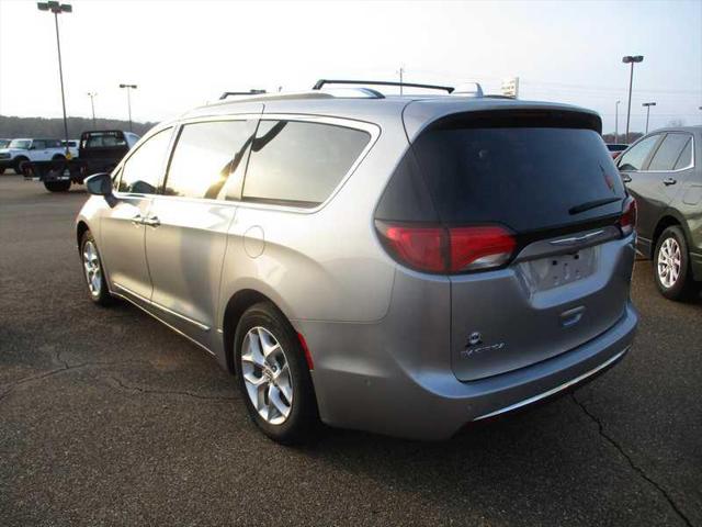 2019 Chrysler Pacifica Touring L Plus 2019 Chrysler Pacifica Touring L Plus