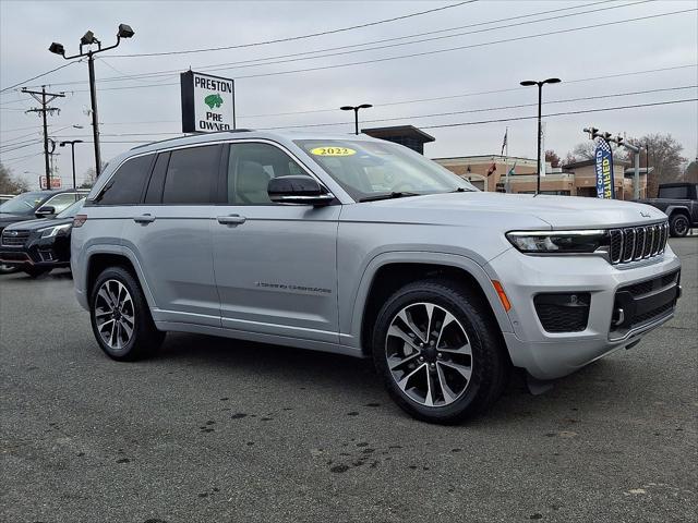 2022 Jeep Grand Cherokee Overland 4x4 2022 Jeep Grand Cherokee Overland 4x4