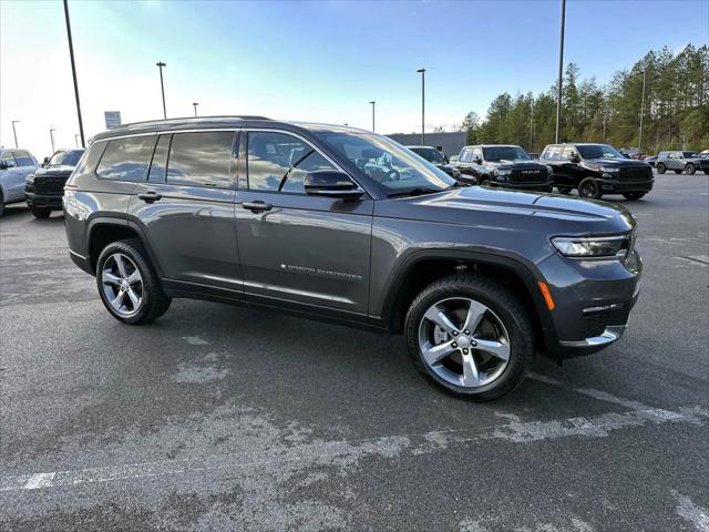 2022 Jeep Grand Cherokee L Limited 4x4 2022 Jeep Grand Cherokee L Limited 4x4