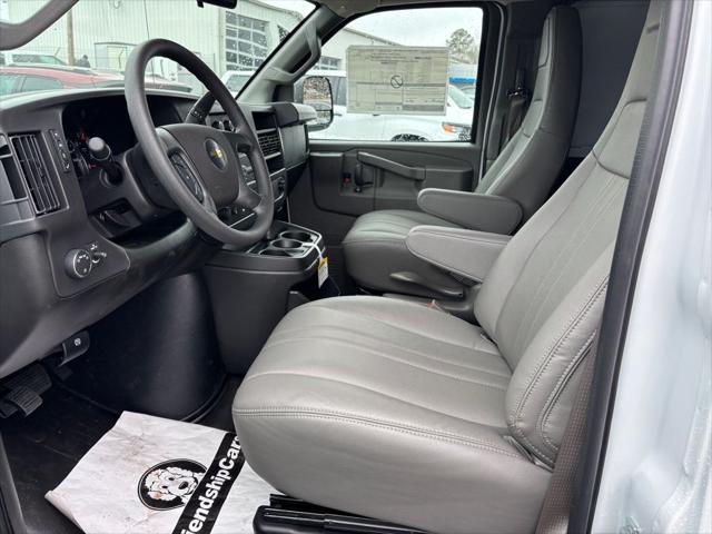 2025 Chevrolet Express Cargo Van RWD 3500 Regular Wheelbase WT