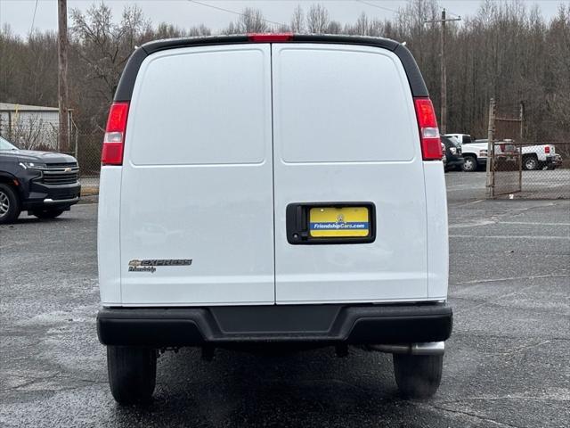2025 Chevrolet Express Cargo Van RWD 3500 Regular Wheelbase WT