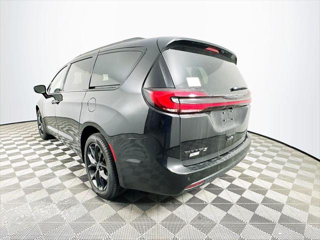 2026 Chrysler Pacifica Limited AWD