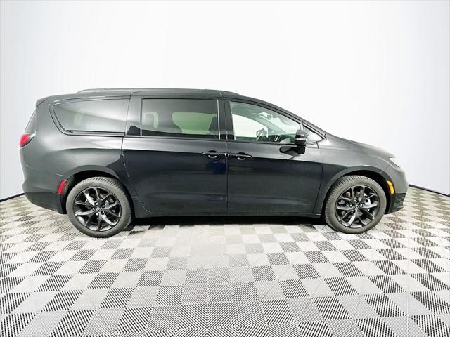 2026 Chrysler Pacifica Limited AWD