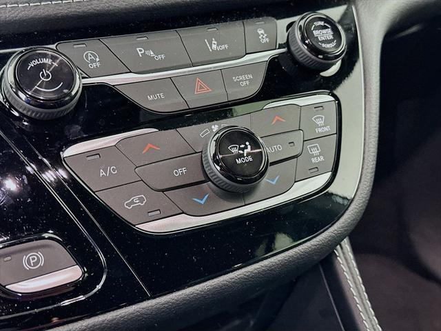 2026 Chrysler Pacifica Limited AWD