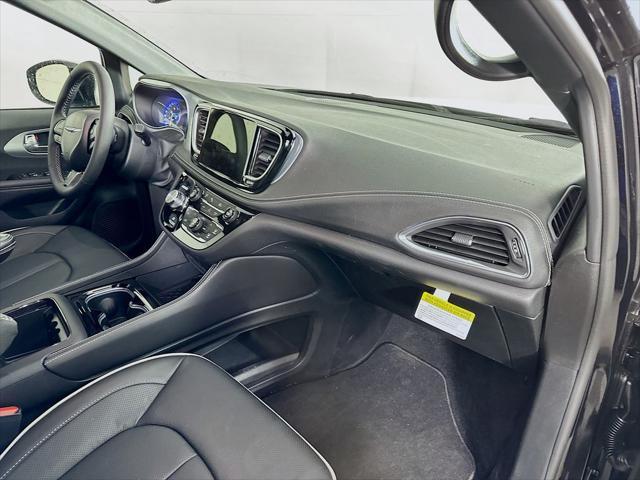 2026 Chrysler Pacifica Limited AWD