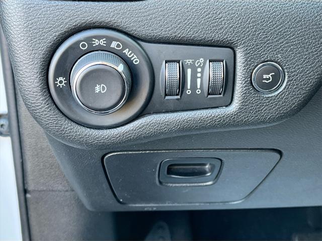 2023 Jeep Cherokee Altitude Lux 4x4