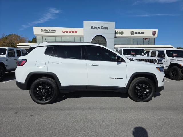 2026 Jeep Compass Latitude Altitude
