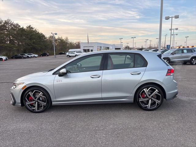 2026 Volkswagen Golf GTI SE