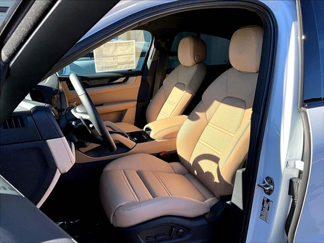 2026 Porsche Cayenne Unknown