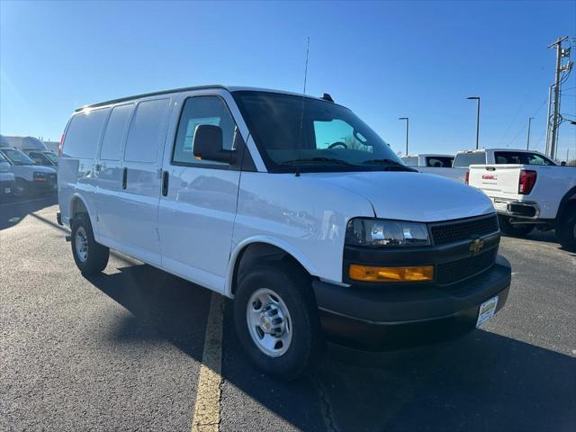 2025 Chevrolet Express Cargo Van RWD 2500 Regular Wheelbase WT
