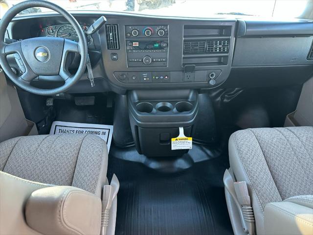 2025 Chevrolet Express Cargo Van RWD 2500 Regular Wheelbase WT