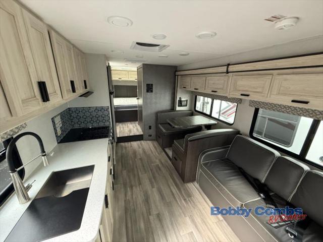 2023 Ford E-450 Cutaway Unknown